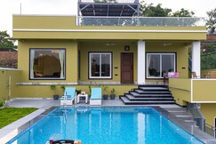 ELIVAAS Signature Lakemount | 2 BHK with Pvt Pool at Fatehsagar Lake