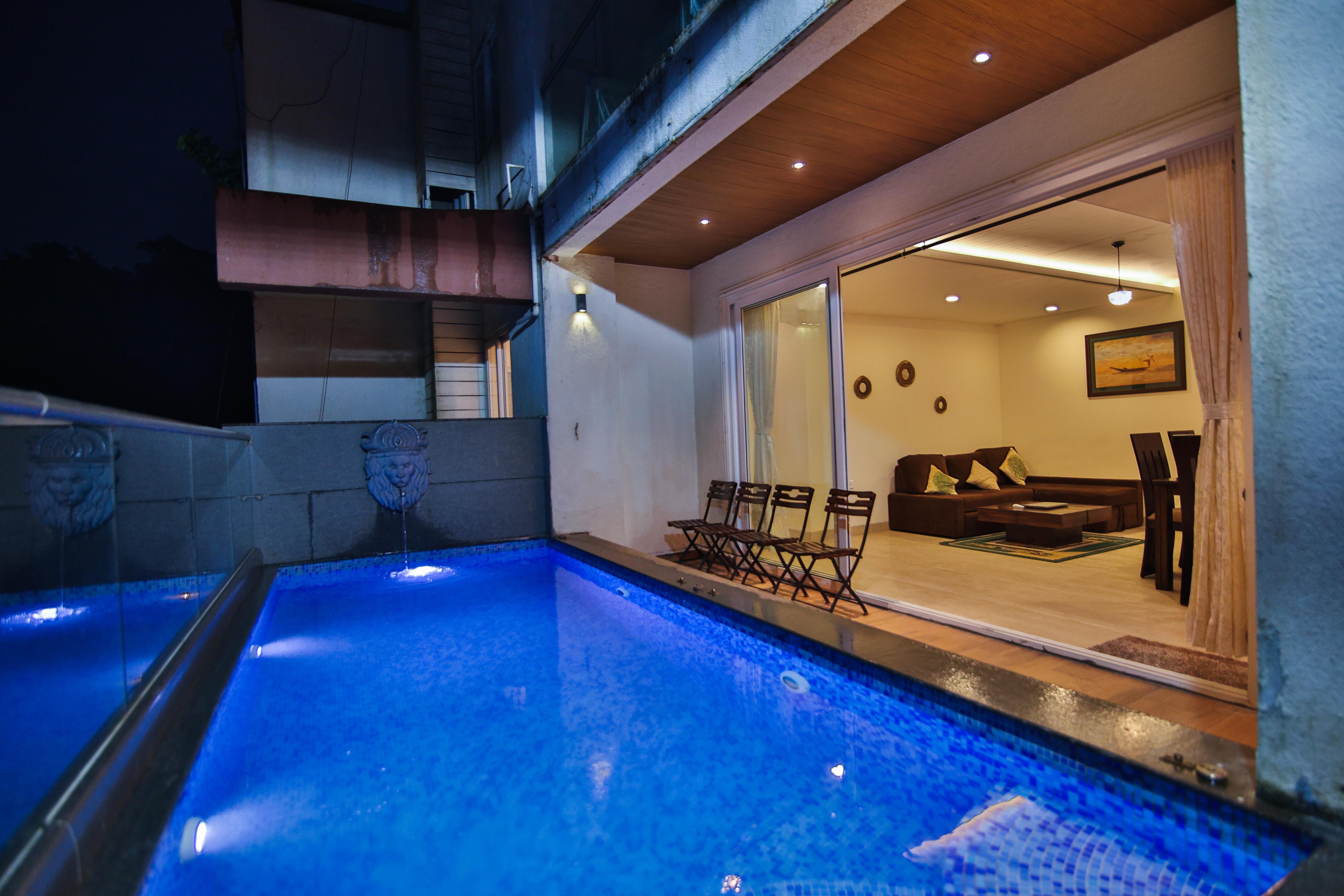 3BR duplex luxury penthouse villa with private pool - Tap to explore photos