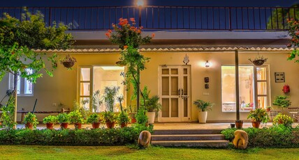 Alaya Stays Aravale Farm | Pet friendly 4 BHK & Aravali Views Room Type - Alaya Stays Aravale Farm | Pet friendly 4 BHK & Aravali Views