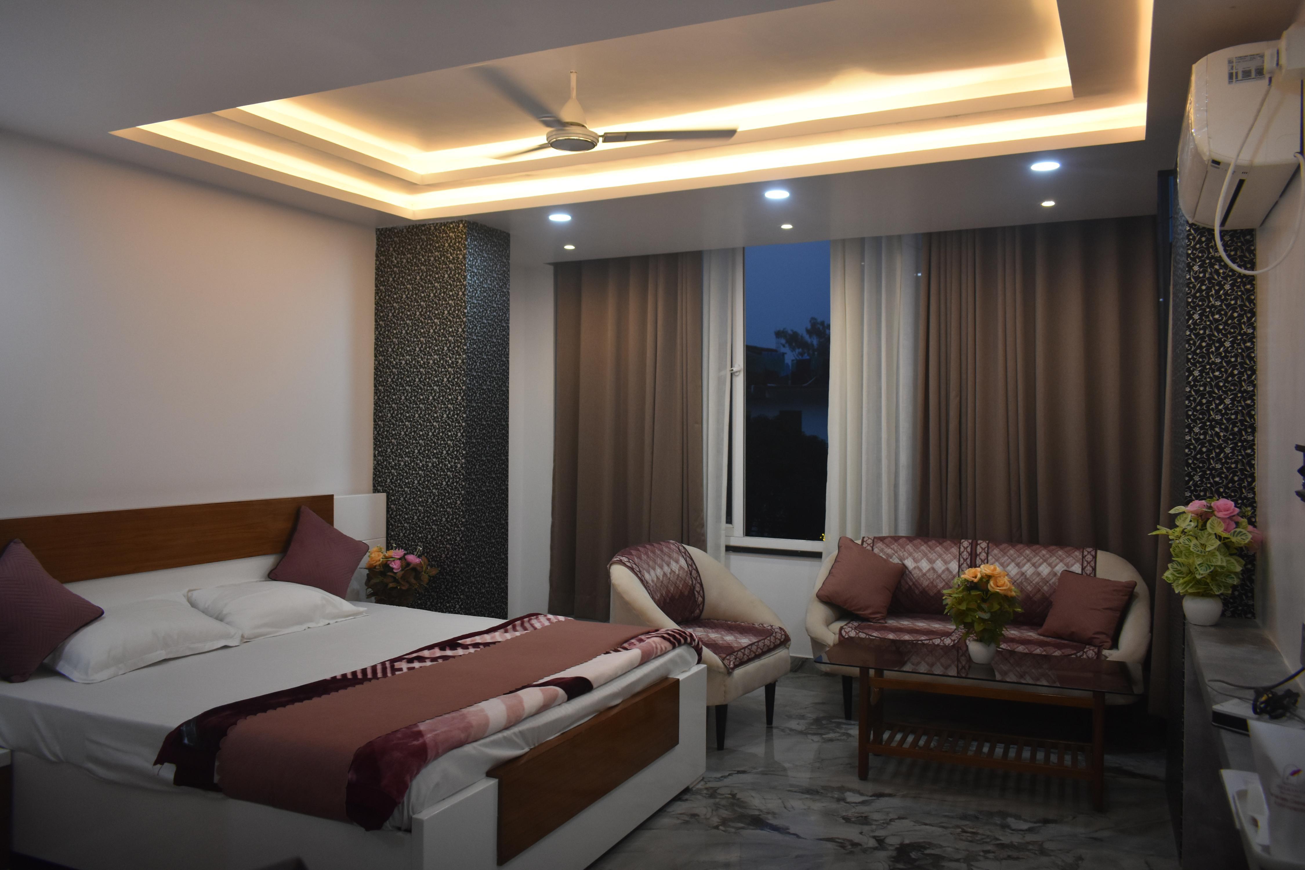 Hotel Neelkanth Room Type - Premium Room