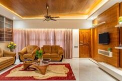 Alaya Stays HSR Penthouse | 4 BHK Apat Lounge Area & Study Room