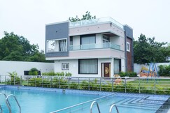 SK Retreat Villa | 3BR with Pool & Event Space