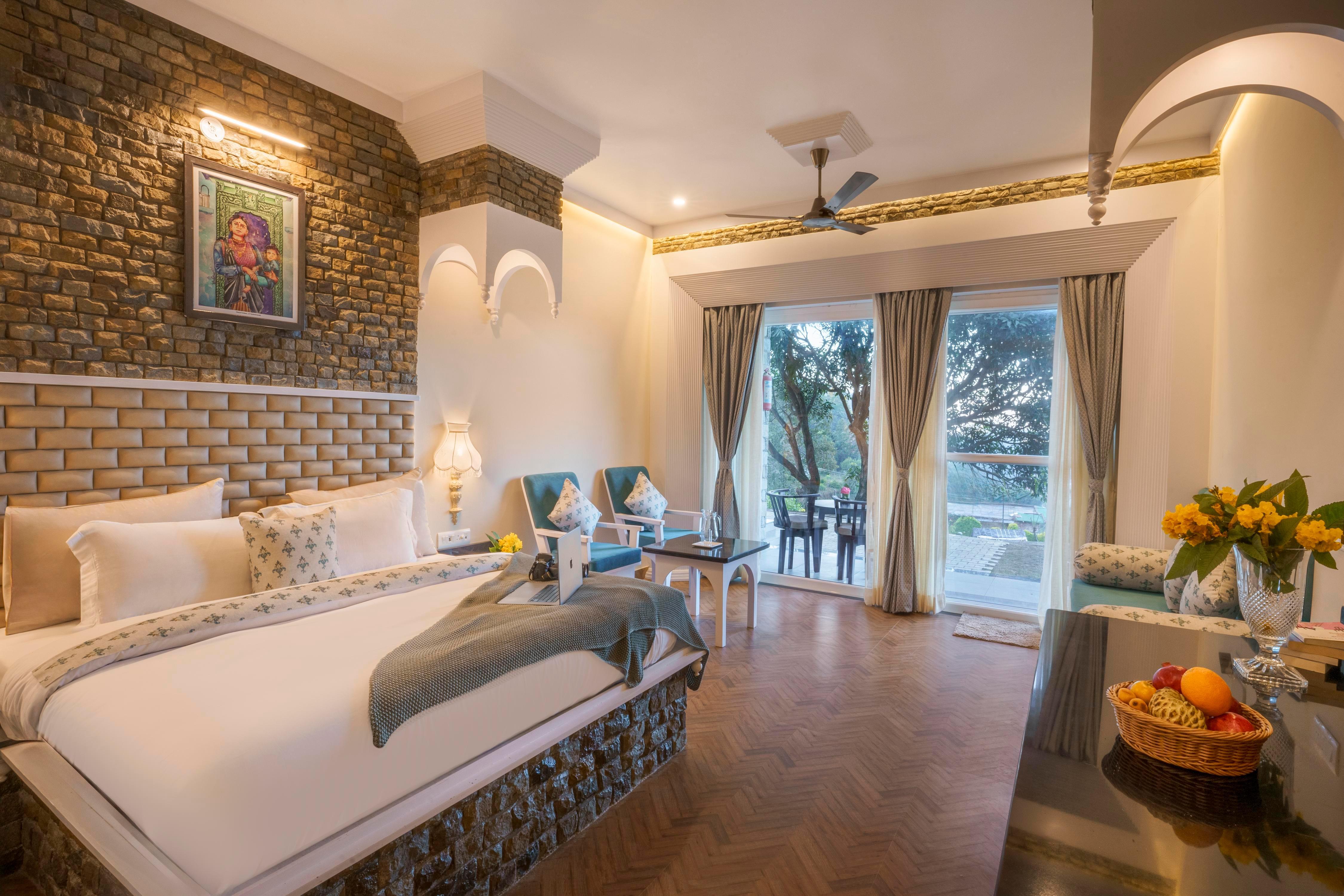 Willowdale - Villa in Naukuchiatal - Tap to explore photos