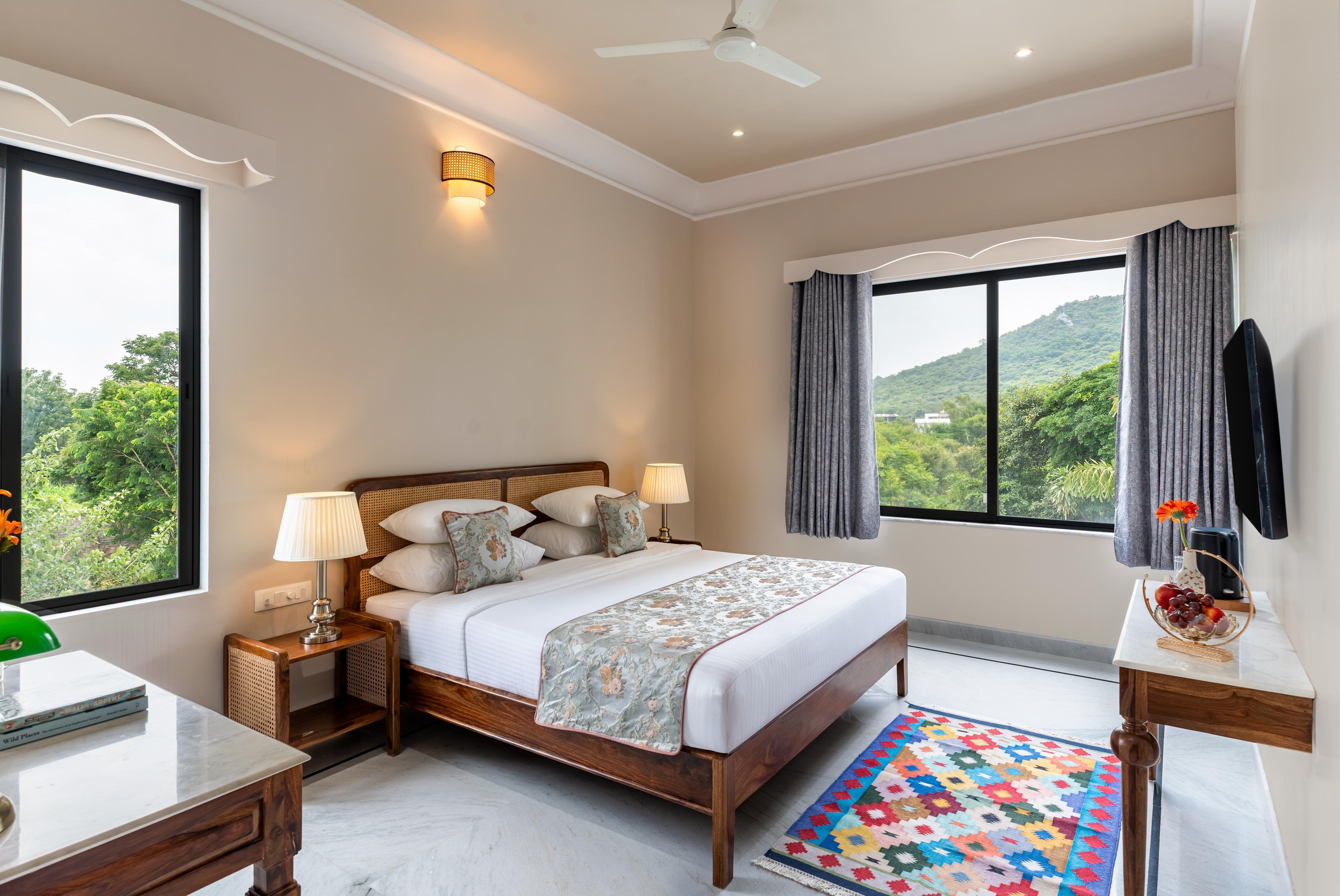 Dilip Niwas Luxe Stay |Near Fateh Sagar Lake 2 KMs Room Type - Suite with Separate Living Room