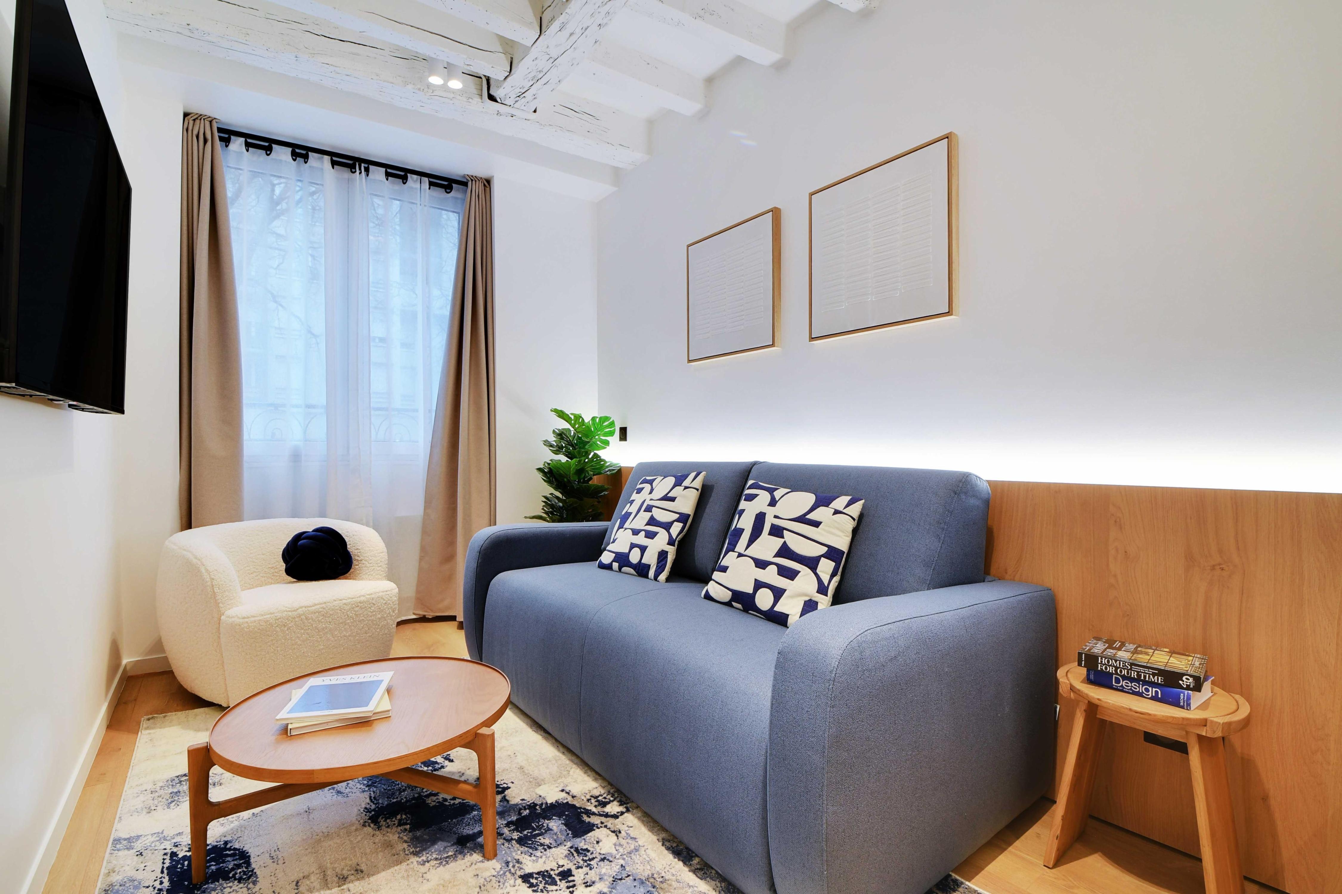 Welcoming Apartment 2BR 6P Le Marais - Tap to explore photos