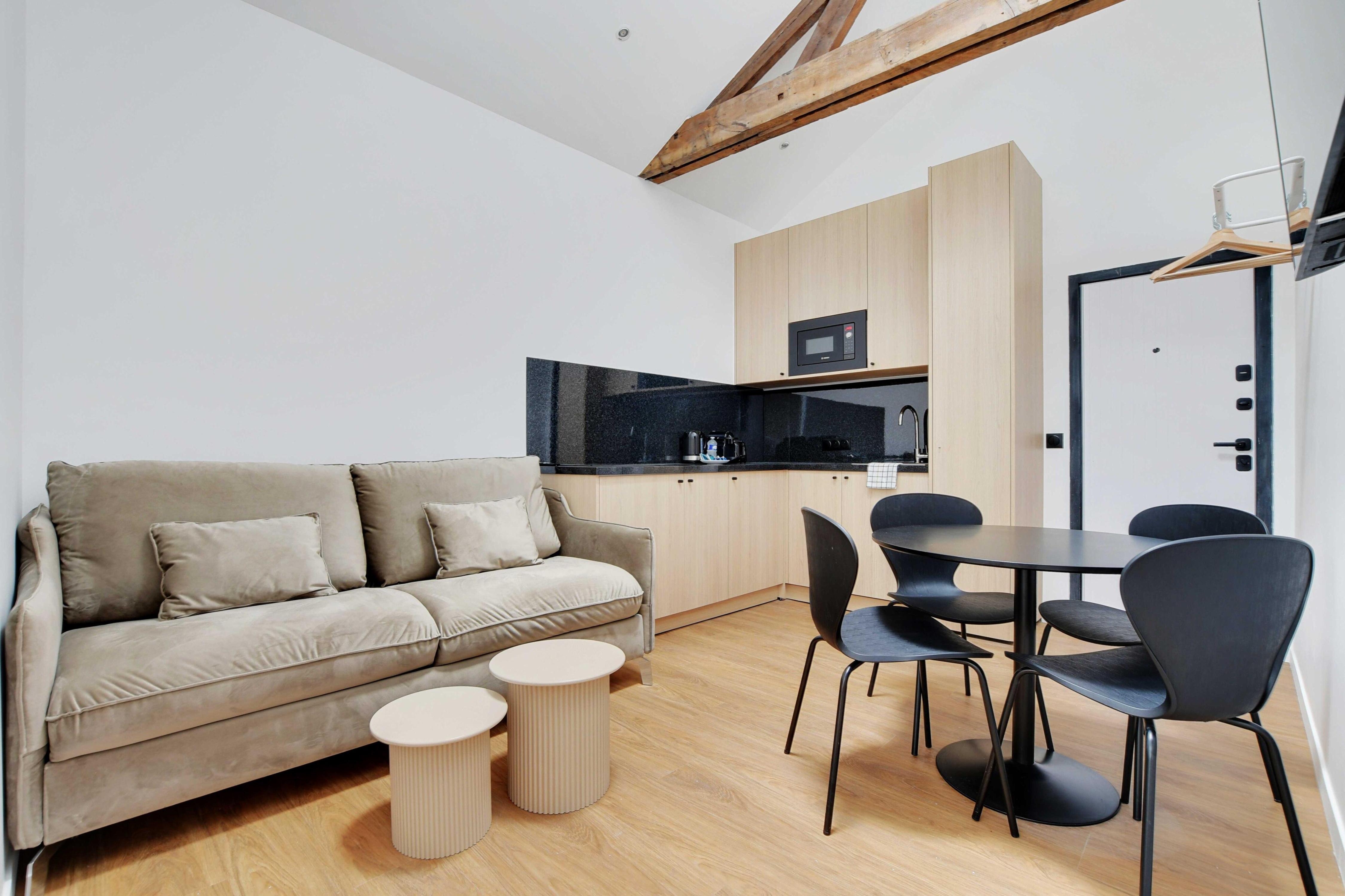 Modern apartment - 1BR-4P - Montreuil - Tap to explore photos