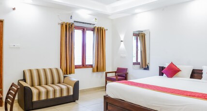 Kaarthik Residency Room Type - Executive With Balcony