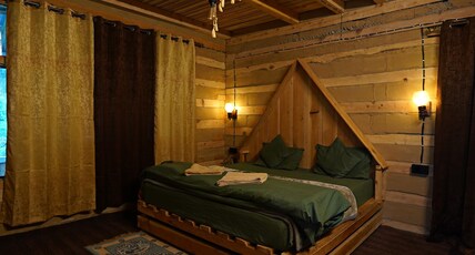 RAFA Shangarh - An Artistic Homestay Room Type - Deluxe Double Room with Mountain View Balcony (103)