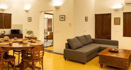 The Colonial Courtyard Room Type - The Riviera