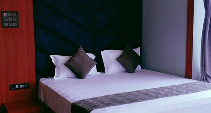 HOTEL BAIDYANATHAM INN Room Type - Deluxe