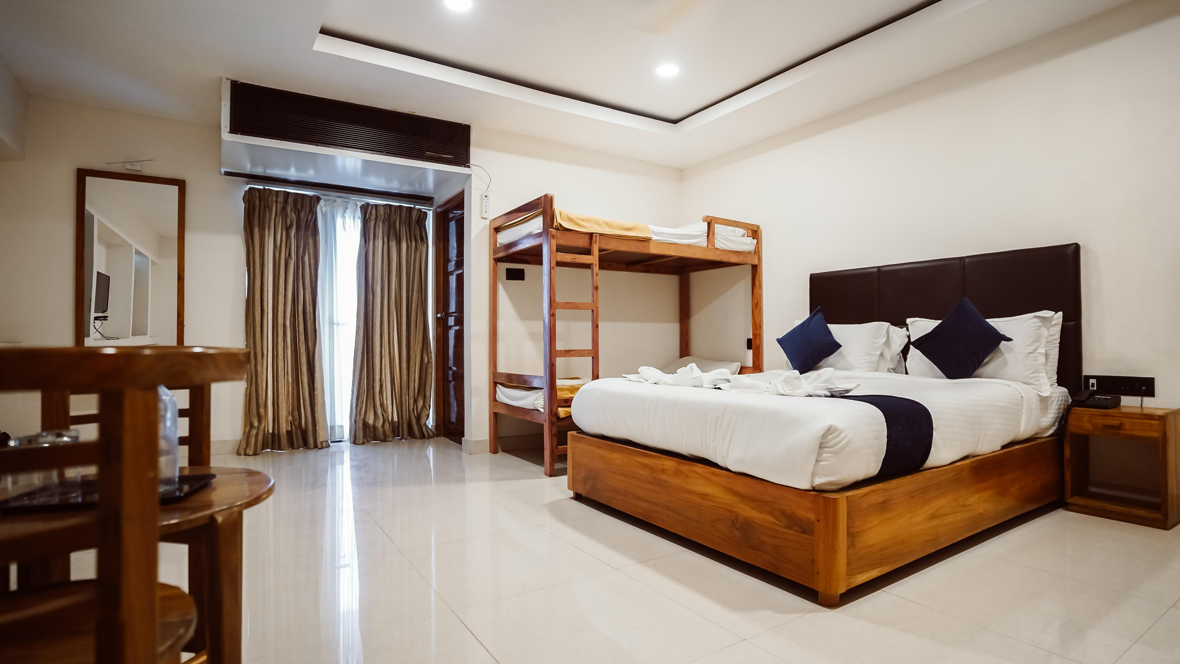 Sayora Hotels Room Type - Family Room