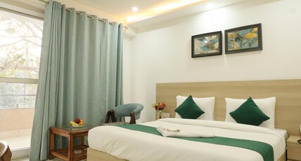 CORPORATE STAYS-GOLF COURSE ROAD Room Type - Super Deluxe Room