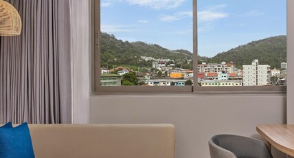 Mercure Phuket Patong Journeyhub Room Type - Classic 2 Single Beds