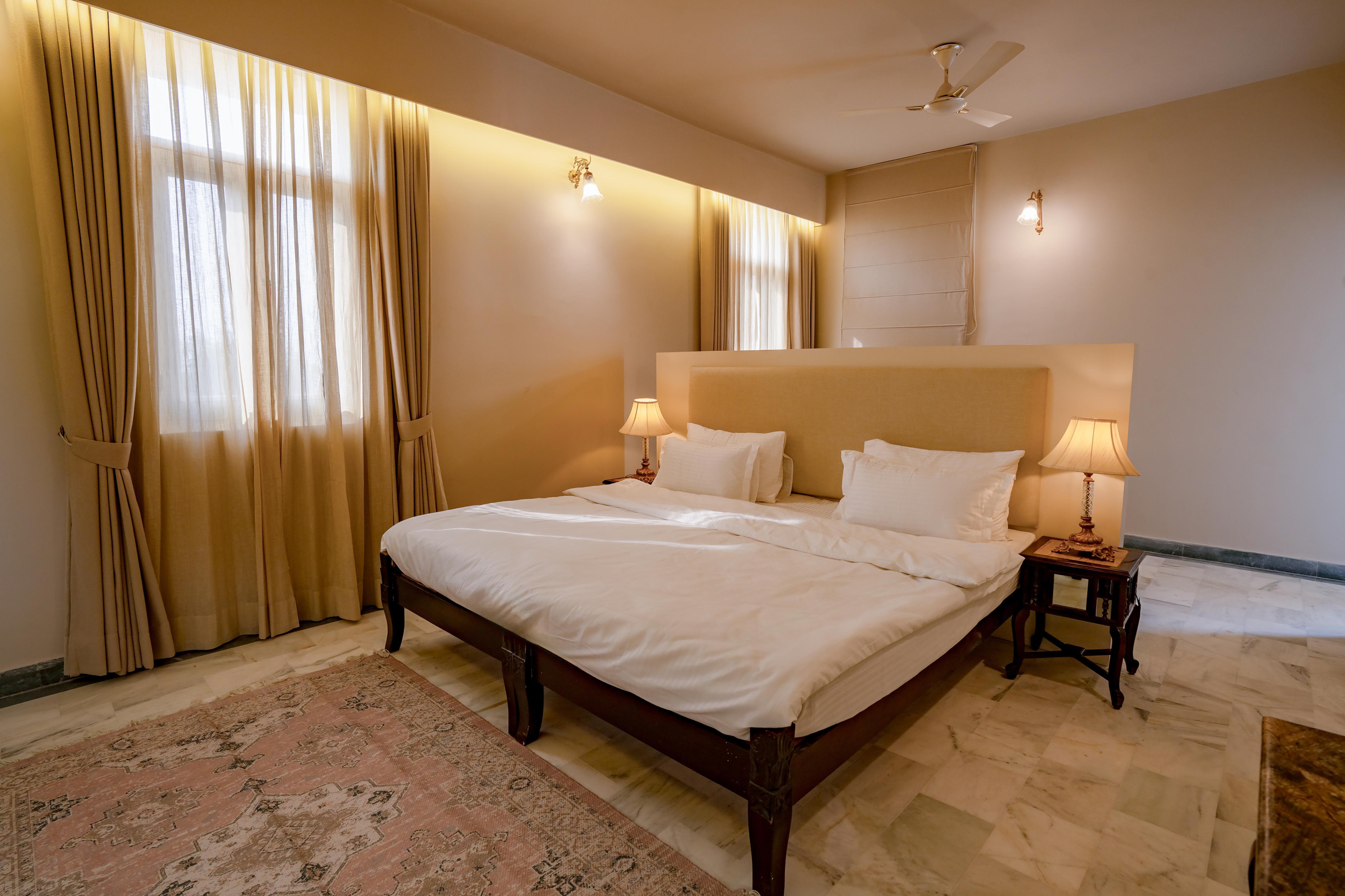 Bagheera Retreat Room Type - Deluxe Room with Hill View