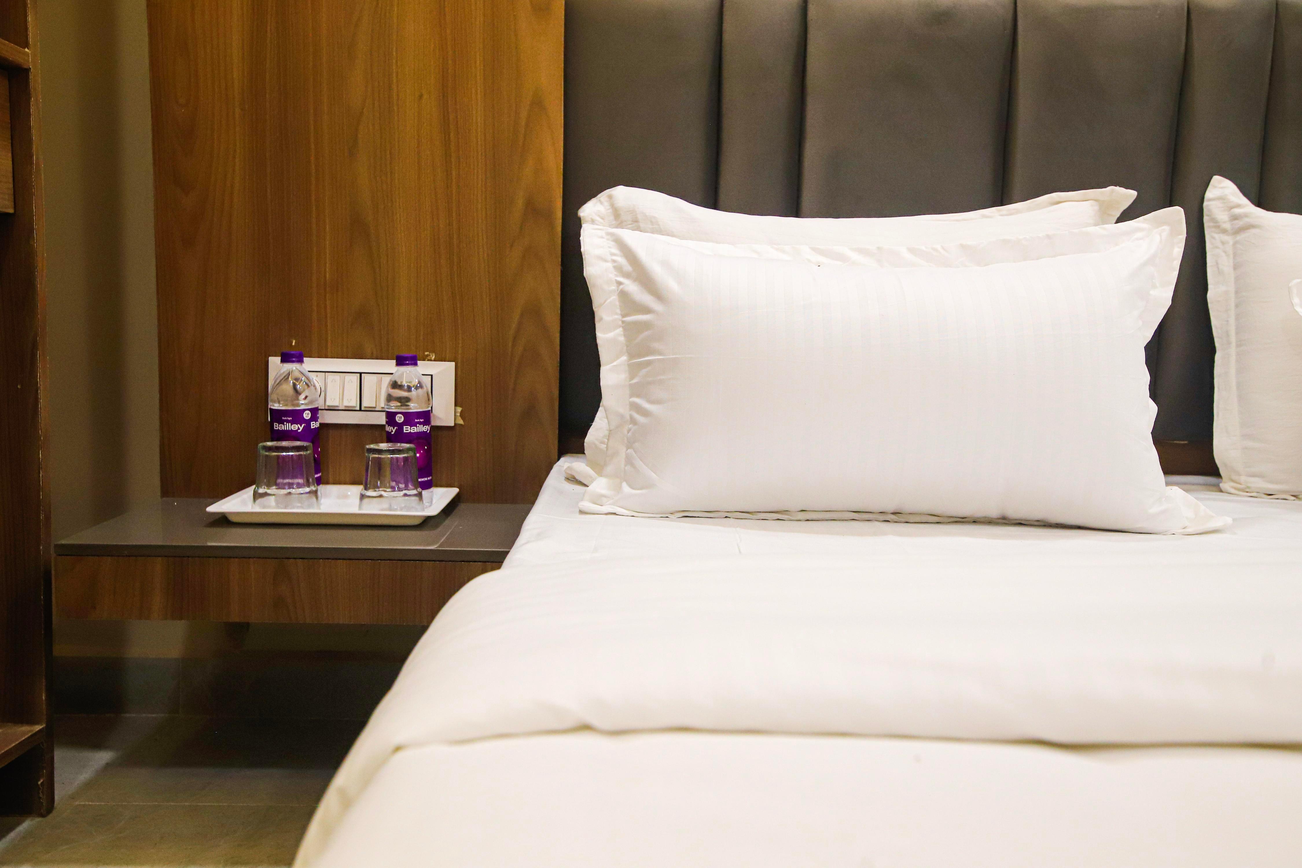 Hotel casa stay Room Type - Deluxe Room with King Bed