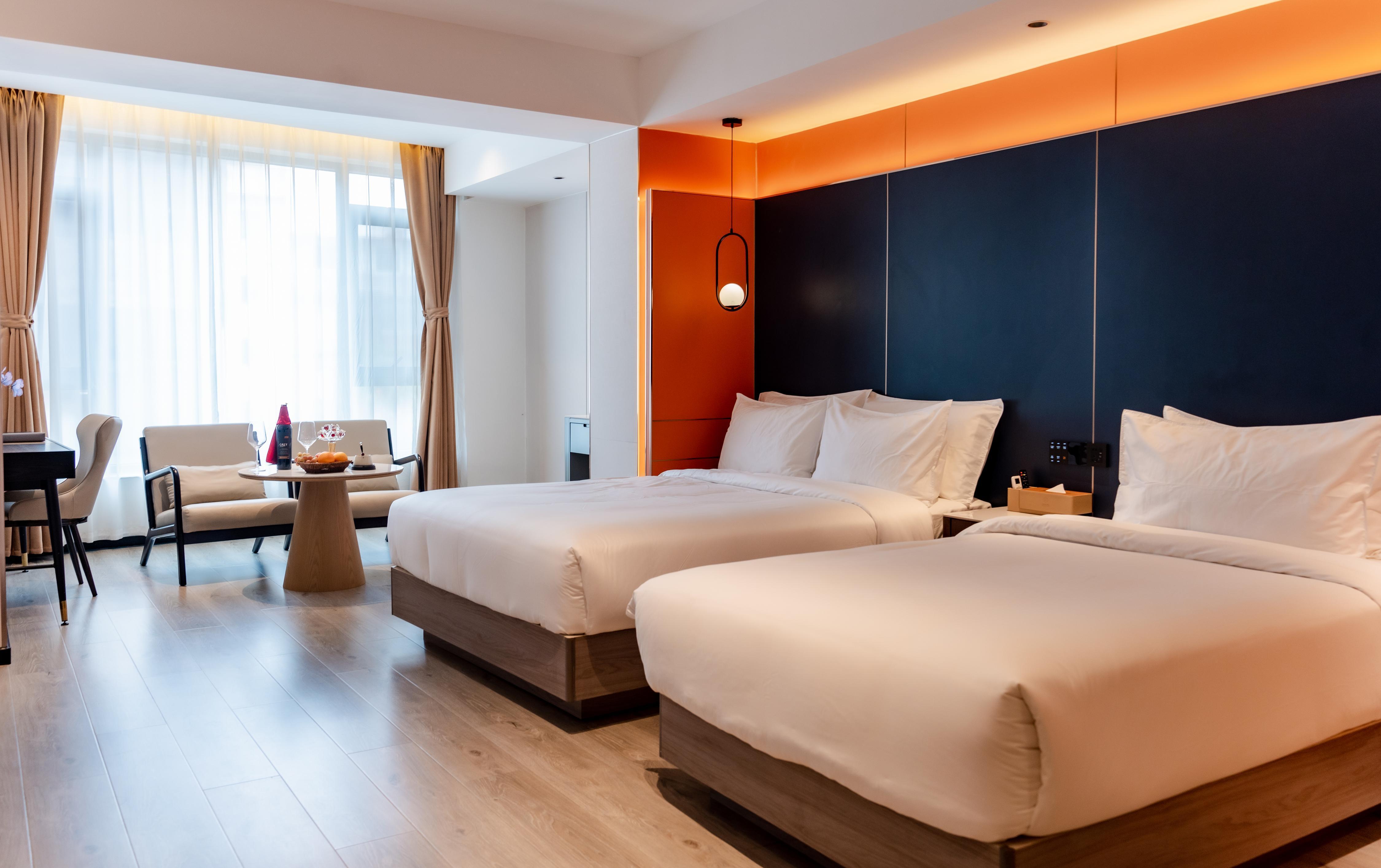 Jiuding Joy Hotel - Tap to explore photos