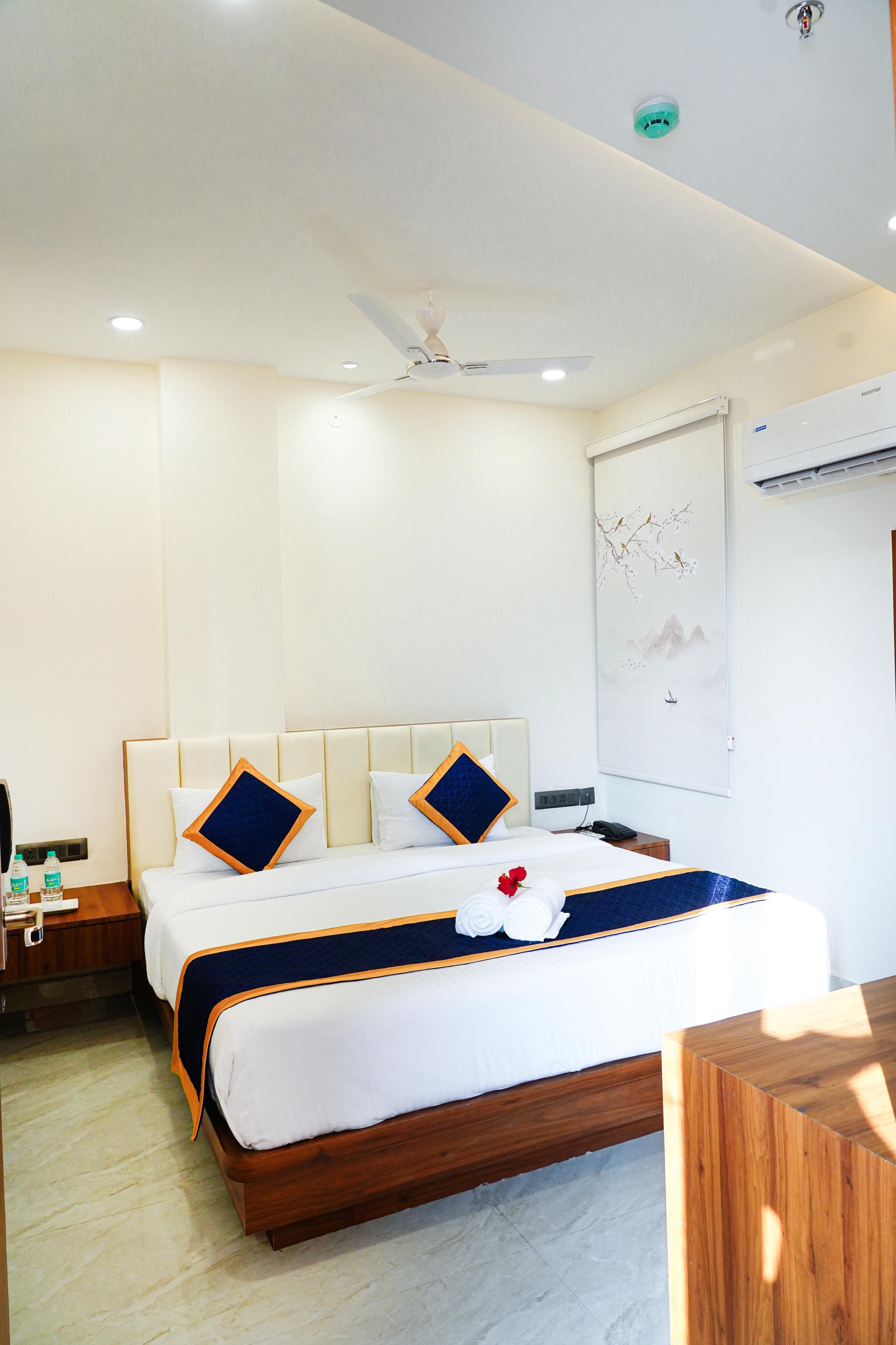 Navya Residency Room Type - Deluxe Room