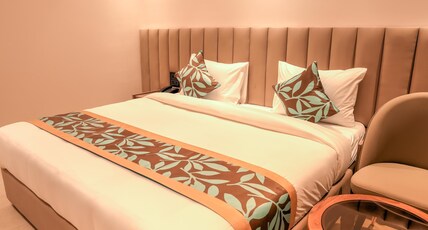Madhuram Inn Room Type - Luxury Room without Balcony