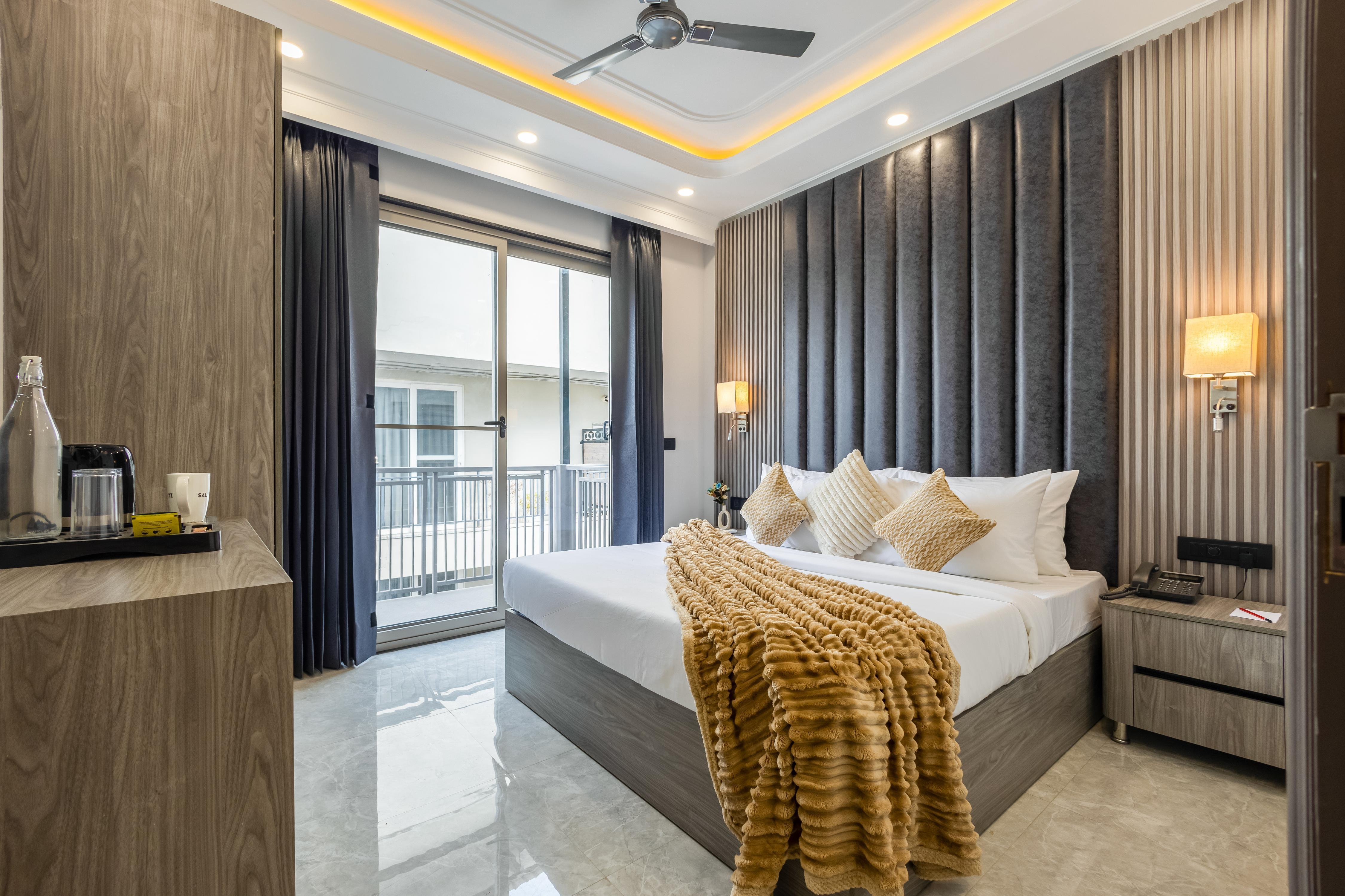 Saltstayz Residences Sector 45