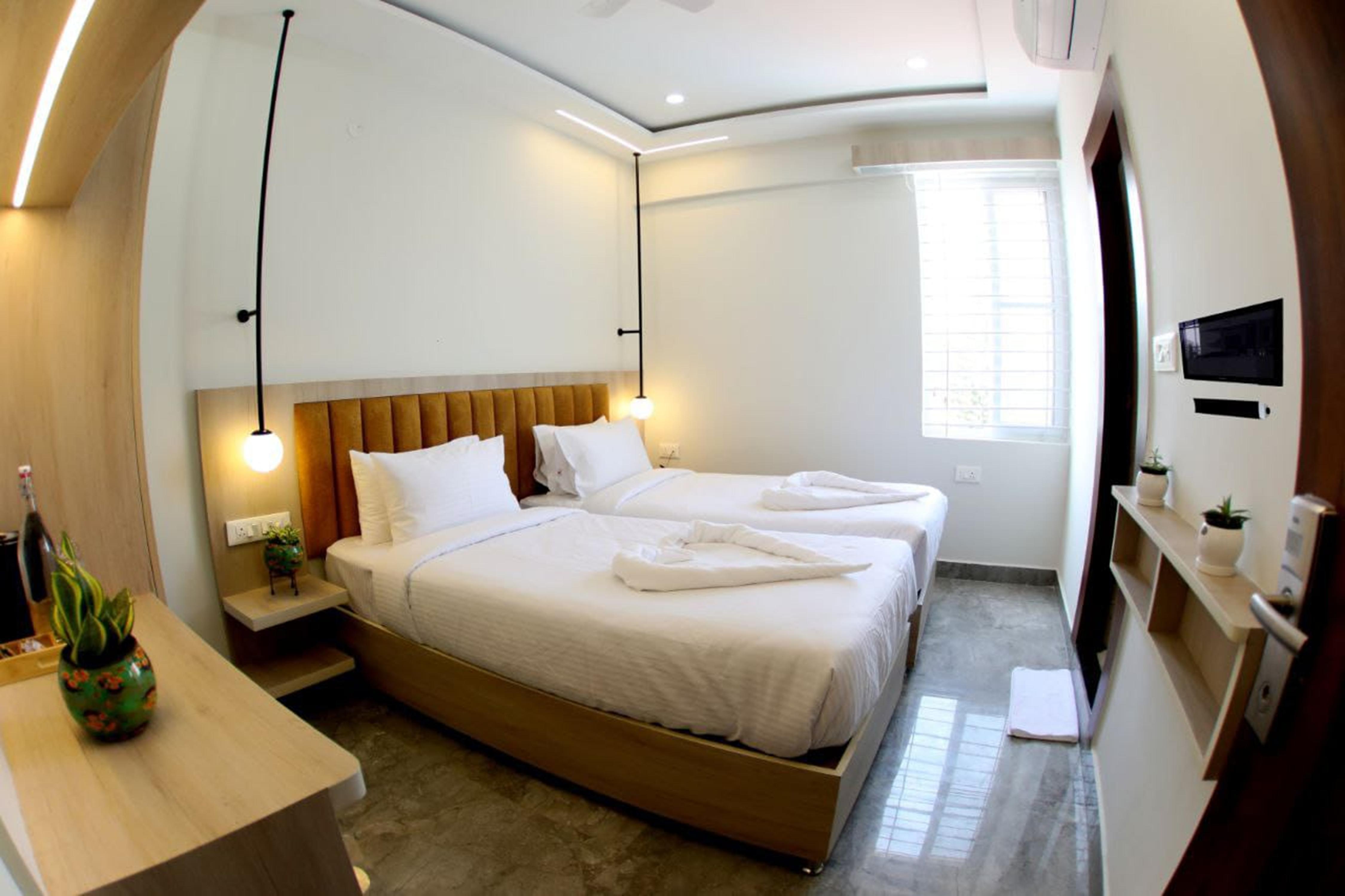 Kennedia International Hotel and Suites - Tap to explore photos