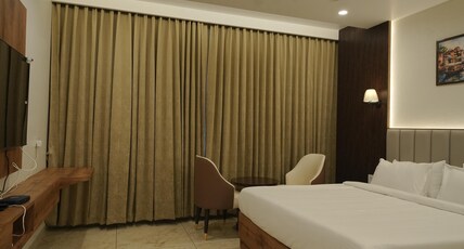 NARMADA RESIDENCY HUBLI Room Type - Classic Rooms