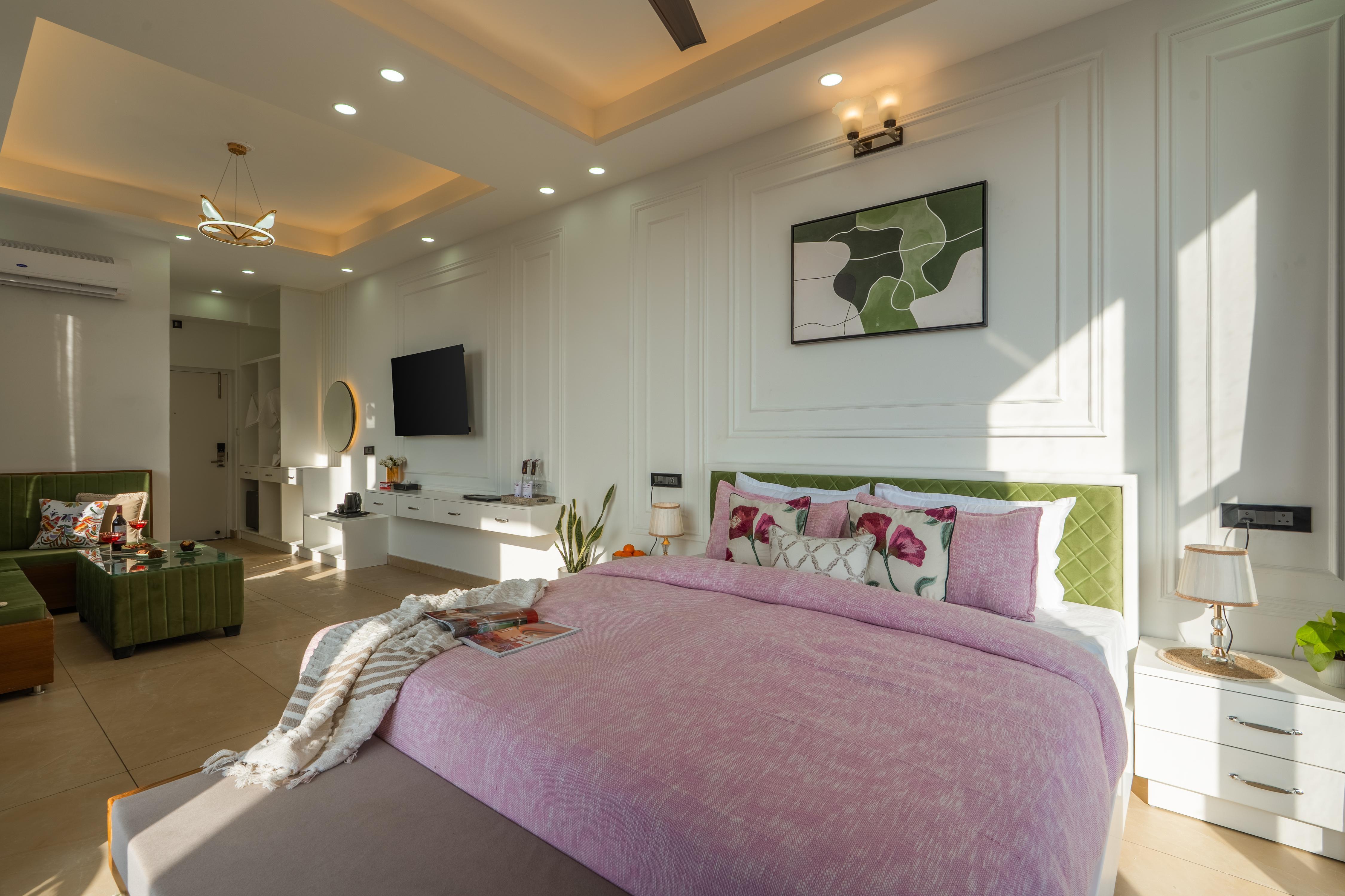 Perfectstayz Luxe Kapilaz Bhimtal - Tap to explore photos