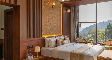 Perfectstayz Luxe Kapilaz Bhimtal Room Type - Executive room with Hill view