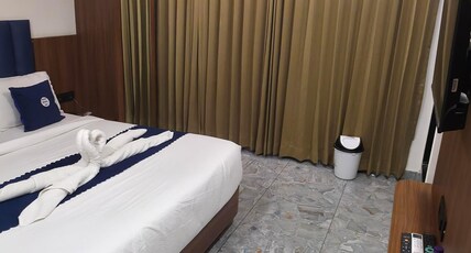 Hotel Divine inn Room Type - 2 BED AC