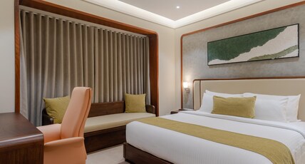 Zipp Hotel Rosalba Room Type - Deluxe King Room