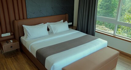 Ymoon Resorts Room Type - Luxury Room with Balcony