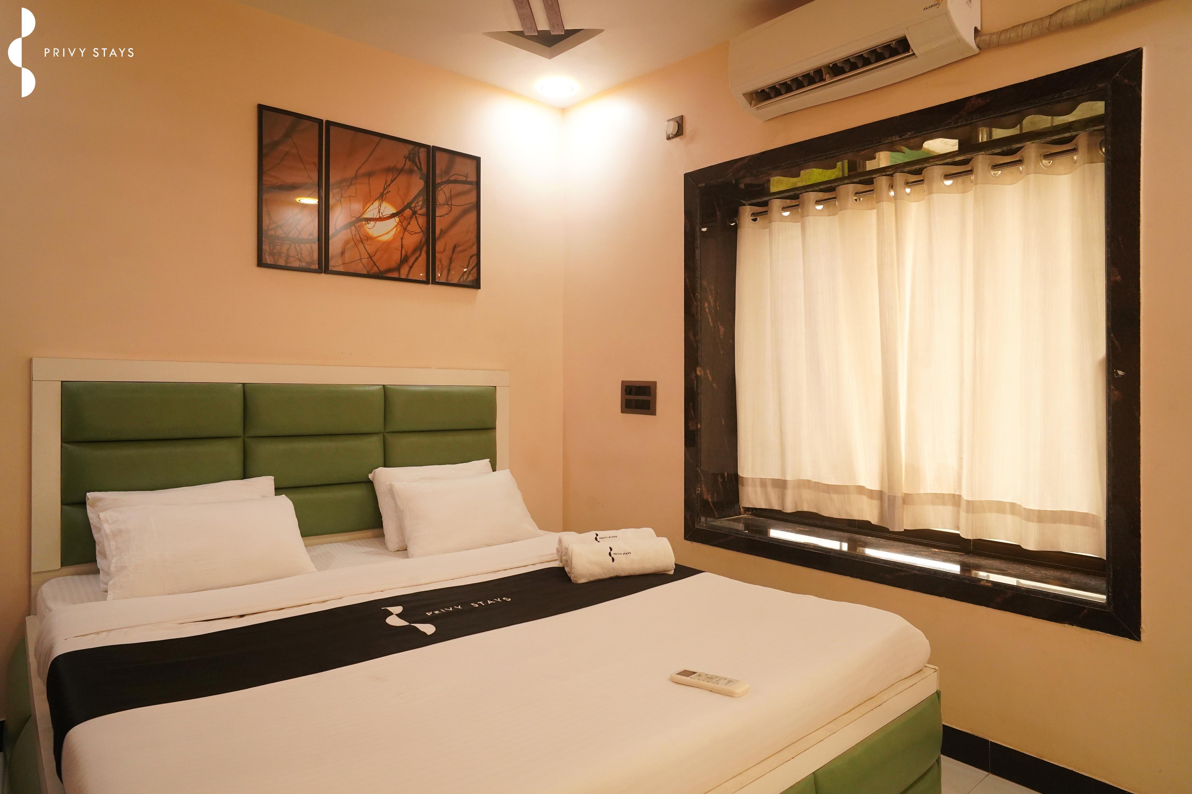 Ekakshar Stays | Rooms & Apartment