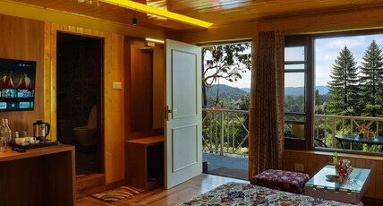 Mary's Chalet Room Type - Jungle Room With Balcony (Downstairs access from outside) Mary's Chalet Room Type - Jungle Room With Balcony (Downstairs access from outside)
