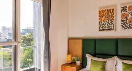 Zostel Noida Room Type - Deluxe Room (with balcony)