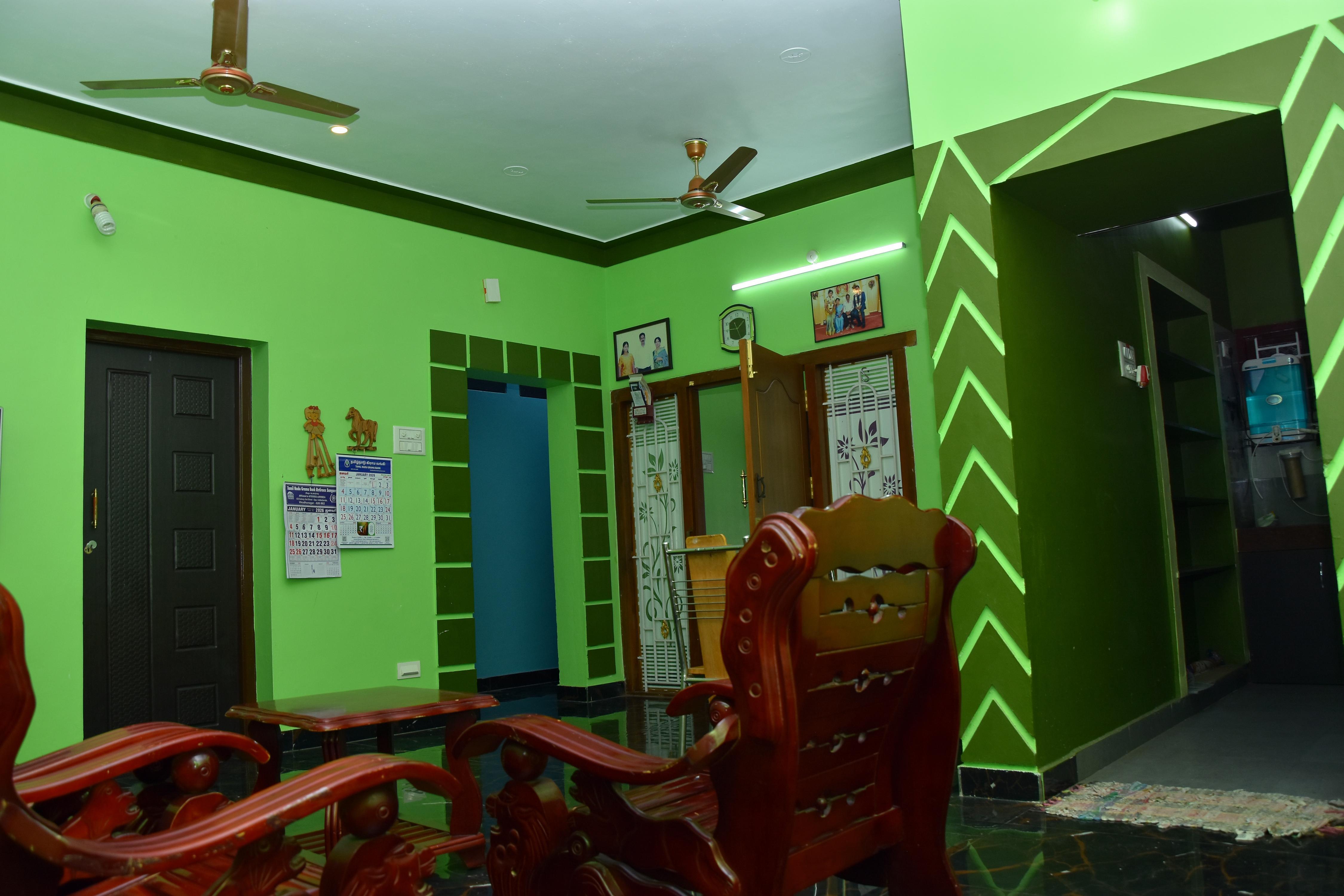 Emitta Homestay - Tap to explore photos