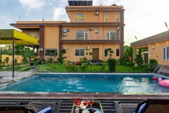 ELIVAAS Abhinandan Farm 7 BHK Villa