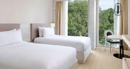The Stones Hotel Legian Bali Room Type - 2 Twin Beds, Deluxe Room