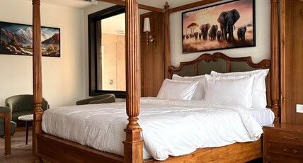 Corbett Anandavana Room Type - Luxury Premium with Private Balcony