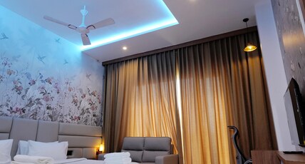HIMAYAT GRAND Room Type - Suite Room
