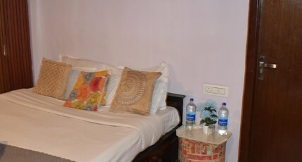 Rosh Villa Room Type - Deluxe Room