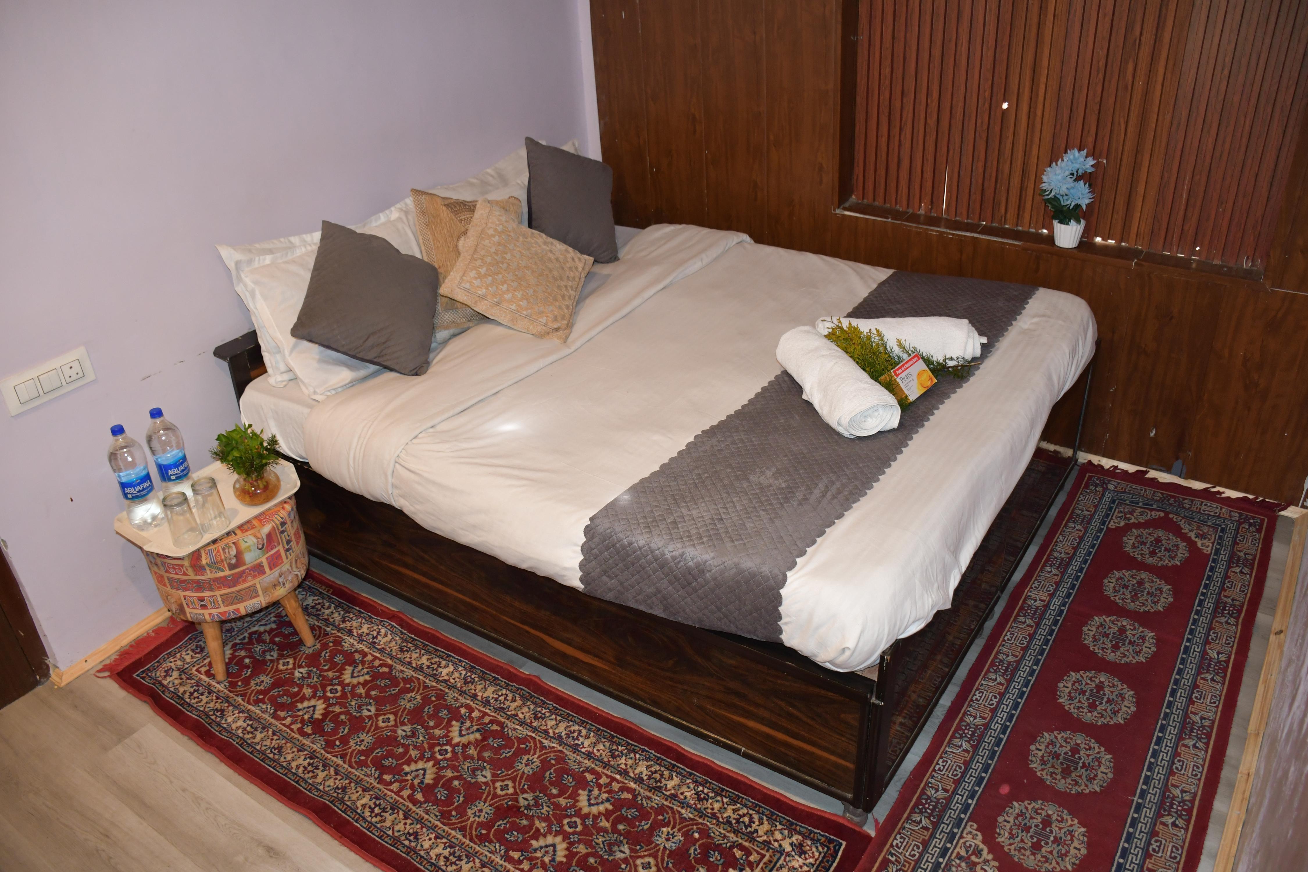 Rosh Villa Room Type - Standard Room
