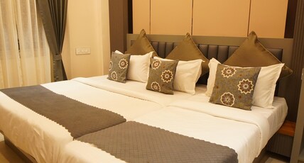 The Grand sarayu Room Type - Elite Three Bed AC The Grand sarayu Room Type - Elite Three Bed AC
