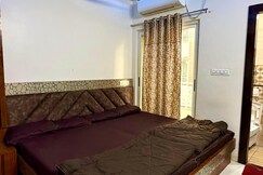 Shree Vaishnav Yatri Grah