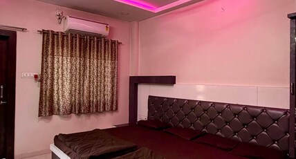 Shree Vaishnav Yatri Grah Room Type - Deluxe Room With Balcony