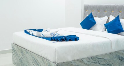 BLUE BIRDS Room Type - PREMIUM DOUBLE DELUXE