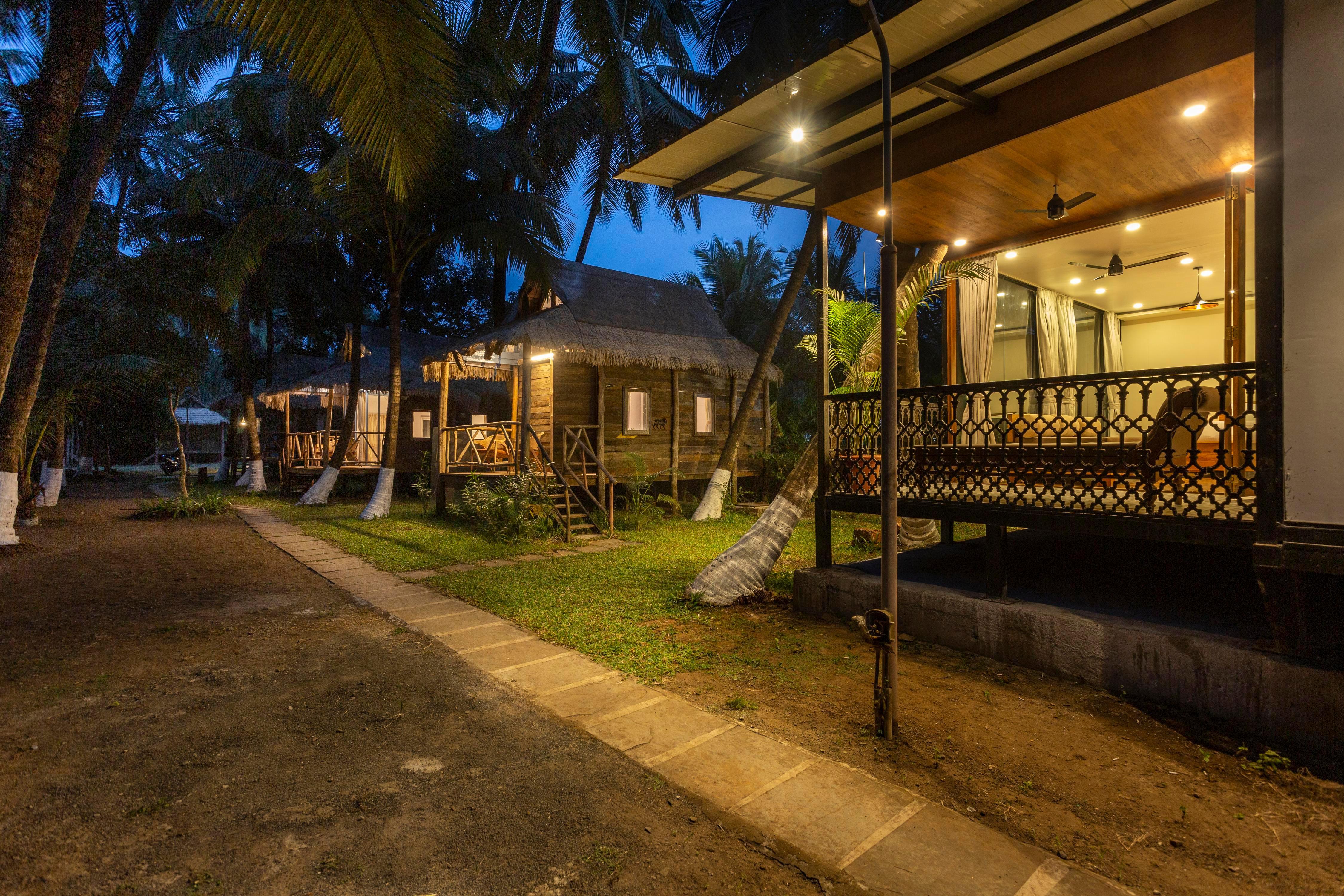 SaffronStays Aquamarina Retreats