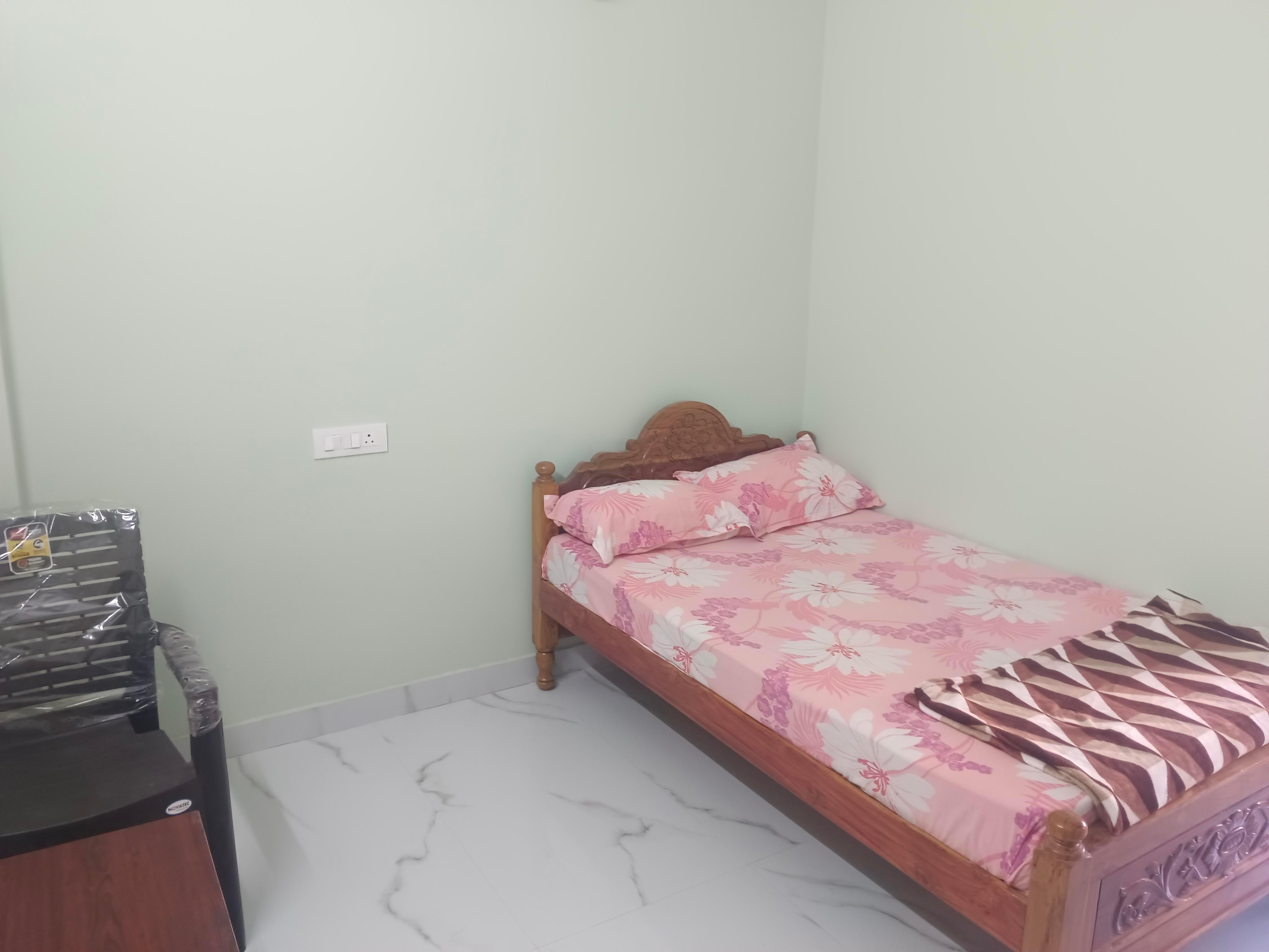 Trinetra Home Stay Room Type - Ac Bedroom 5