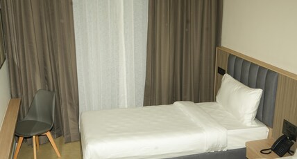 APL RESIDENCY BY DARLING Room Type - Standard Twin AC Room APL RESIDENCY BY DARLING Room Type - Standard Twin AC Room