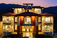 ELIVAAS Signature Terra Estate 10 BHK Retreat with Pvt Pool