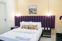 The Summer House Cozy 1BR in Dehradun by Homeyhuts