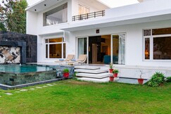 Alaya Stays 6 BHK Kuber Vatika Villa with Pvt Pool